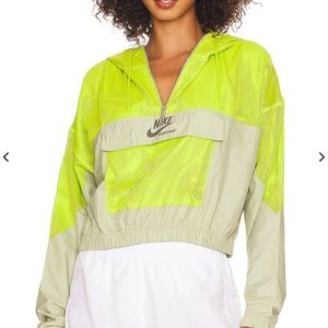 Nike Mesh Sport Jacket Size M